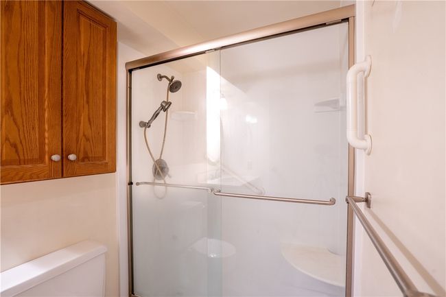 APT-24A - 331 Ridge Point Cir, Condo with 2 bedrooms, 1 bathrooms and null parking in Bridgeville PA | Image 13