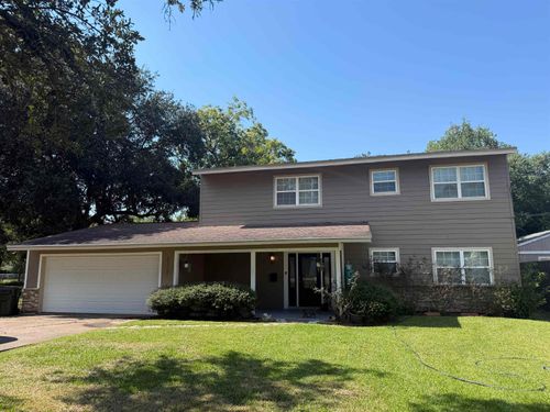 6217 32nd St, Groves, TX, 77619-4502 | Card Image