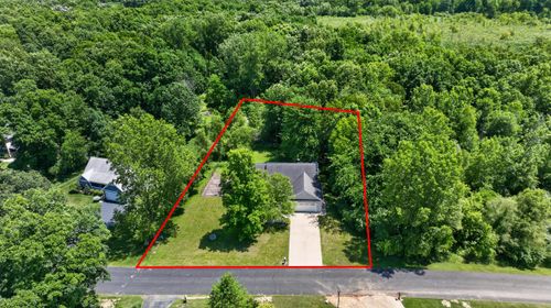2061 Elwood Blvd, Spring Arbor, MI, 49283-9682 | Card Image