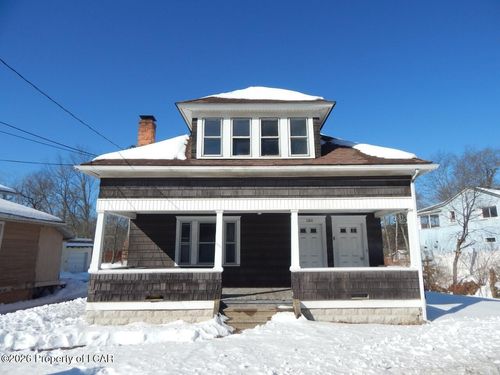 1000 Lower Demunds Rd, Dallas, PA, 18612-9056 | Card Image