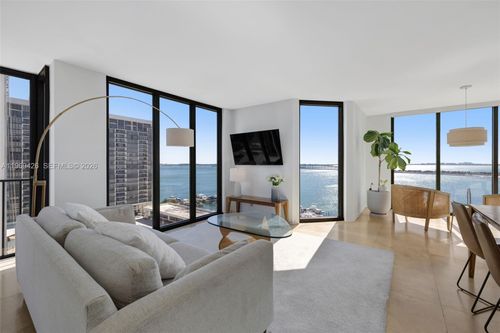 1407-1915 Brickell Ave, Miami, FL, 33129-1736 | Card Image