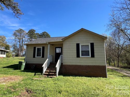 111 Hilltop St, Mount Holly, NC, 28120-1780 | Card Image