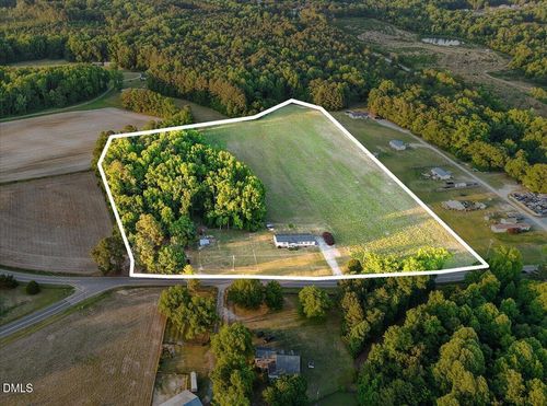 160 Johnston County Rd, Benson, NC, 27504-6256 | Card Image