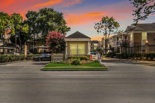apt-1105-2750 Holly Hall St, Houston, TX, 77054-4164 | Card Image