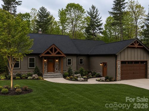 84 Gracie Ln, Weaverville, NC, 28787-5510 | Card Image