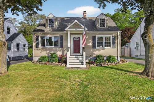 89 Burr St, East Haven, CT, 06512 | Card Image