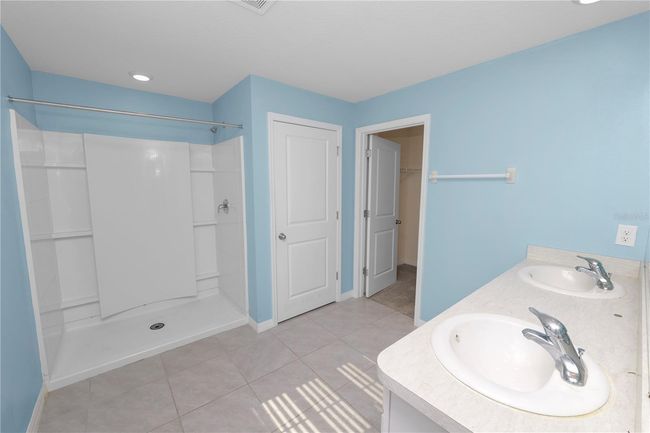 8009 Sail Clover Ln, House other with 4 bedrooms, 3 bathrooms and null parking in ZEPHYRHILLS FL | Image 23