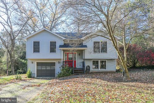 413 Lakeview Pkwy, LOCUST GROVE, VA, 22508-5164 | Card Image