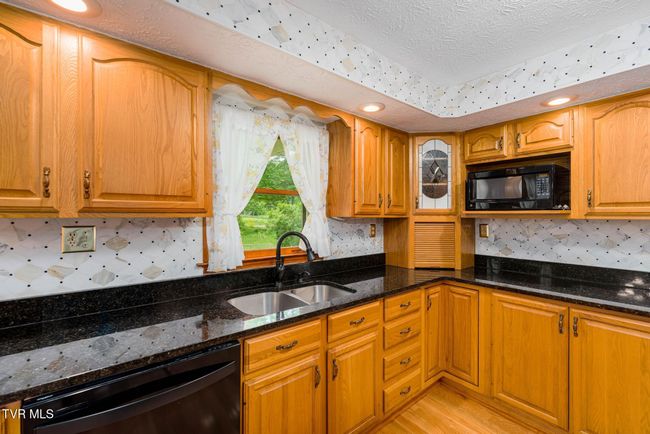 1867 Gentry Creek Rd, House other with 3 bedrooms, 2 bathrooms and null parking in Laurel Bloomery TN | Image 63