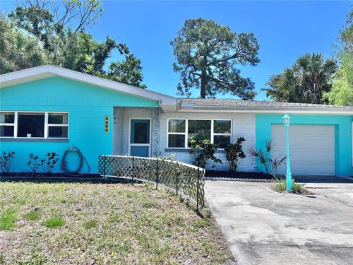 5868 26th Ave S, Gulfport, FL, 33707-5215 | Card Image