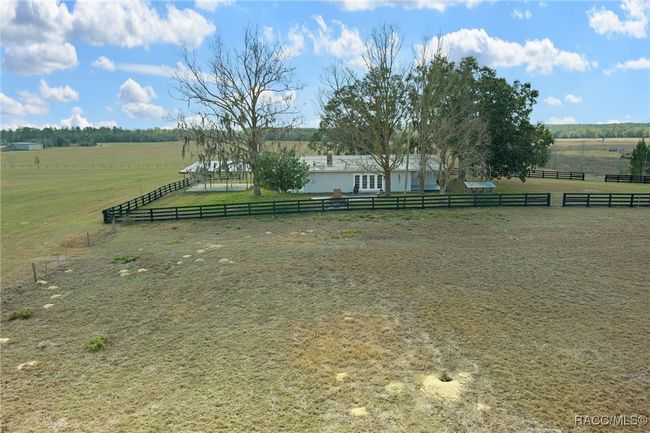 5419 E Stage Coach Trl, House other with 3 bedrooms, 3 bathrooms and 1 parking in Floral City FL | Image 7