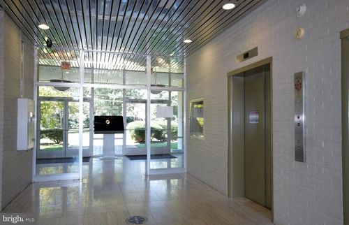 ste-410a-200 Little Falls St, Falls Church, VA, 22046-4302 | Card Image