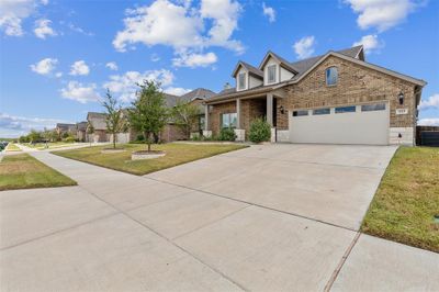 123 Half Moon Drive, House other with 3 bedrooms, 2 bathrooms and null parking in Waxahachie TX | Image 2