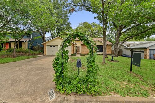 2411 Roehampton Drive, Austin, TX, 78745 | Card Image