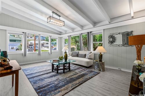 809 Hao St, Honolulu, HI, 96821-1620 | Card Image