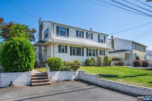 25 Fournier Cres, Elmwood Park, NJ, 07407-2520 | Card Image