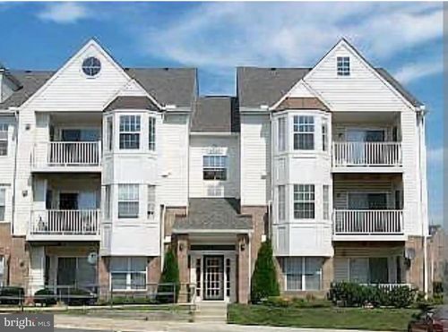 2-308-8941 Town Center Cir, UPPER MARLBORO, MD, 20774-4757 | Card Image