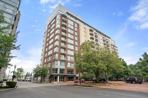 409-100 Station Lndg, Medford, MA, 02155 | Card Image