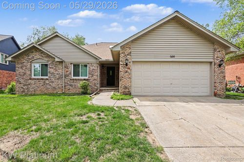 1614 Crestline Ln, Rochester Hills, MI, 48307-3412 | Card Image