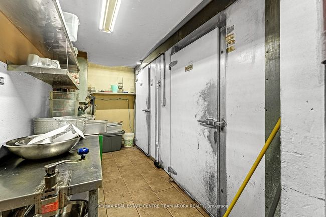 2440 University Ave W, Home with 0 bedrooms, 0 bathrooms and null parking in Windsor ON | Image 16