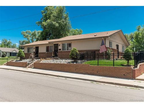 4701 S Lincoln St, Englewood, CO, 80113-6830 | Card Image