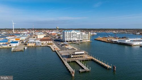 202-1021 W Main St, CRISFIELD, MD, 21817-1032 | Card Image