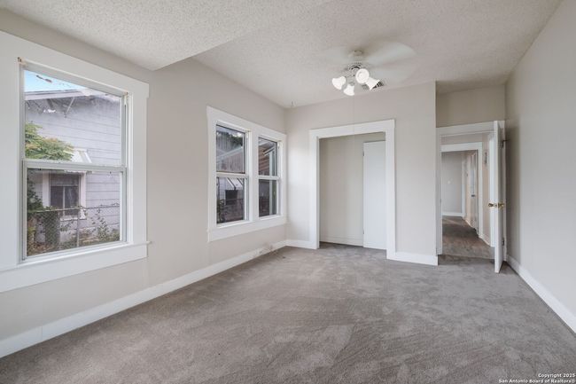 310 Mary St, House other with 3 bedrooms, 2 bathrooms and null parking in San Antonio TX | Image 16