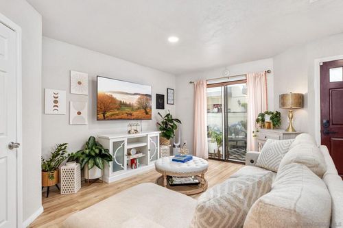 1483 Hemlock Ave, Imperial Beach, CA, 91932-3847 | Card Image