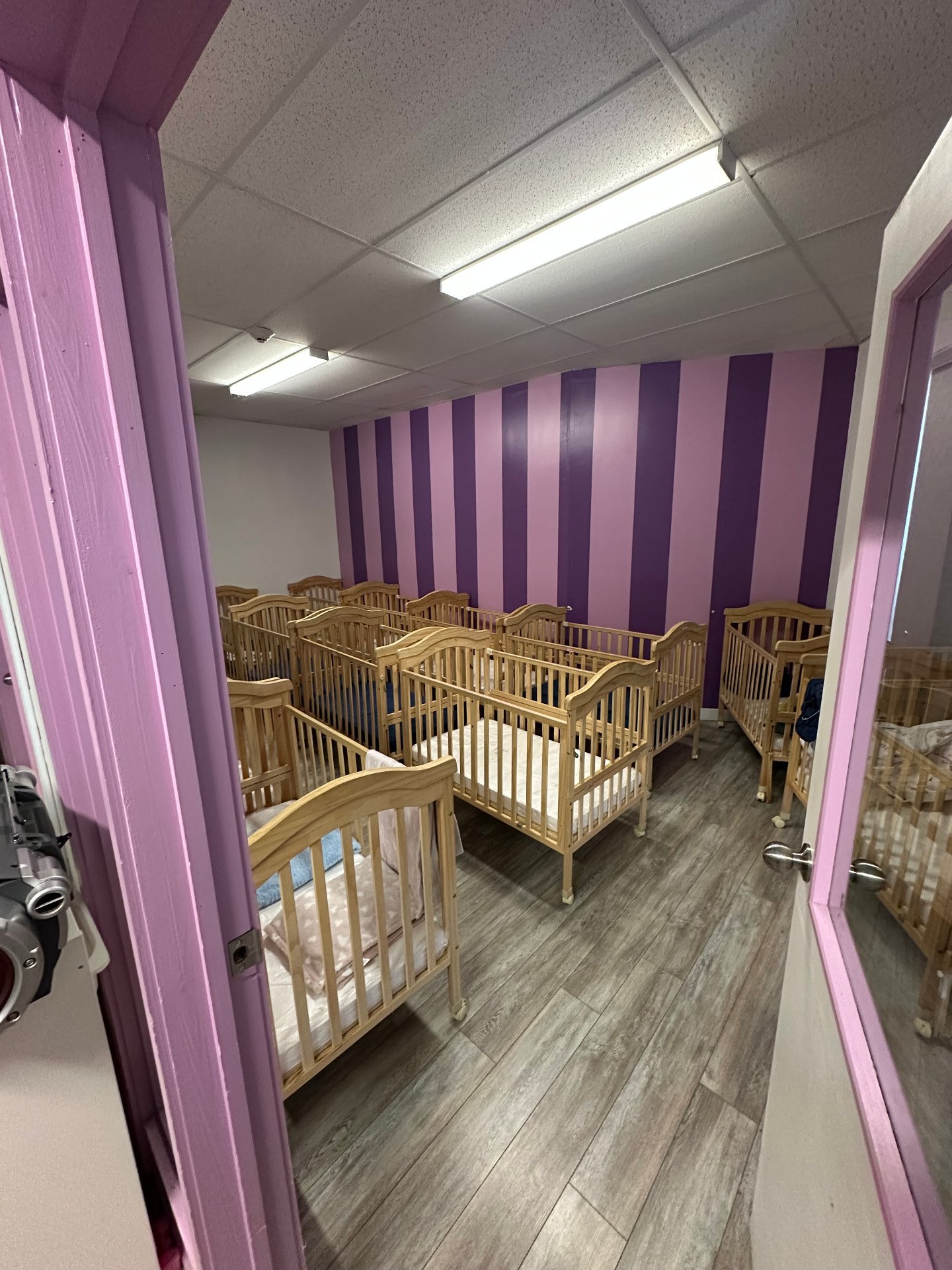 Commercial Sale in Dollard-Des-Ormeaux 2