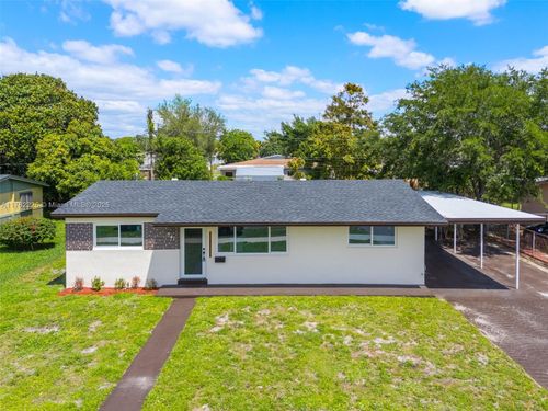 741 Nw 175th Dr, Miami Gardens, FL, 33169-4709 | Card Image