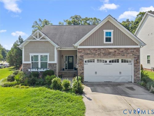 7434 S Franklins Way, Quinton, VA, 23141-2359 | Card Image