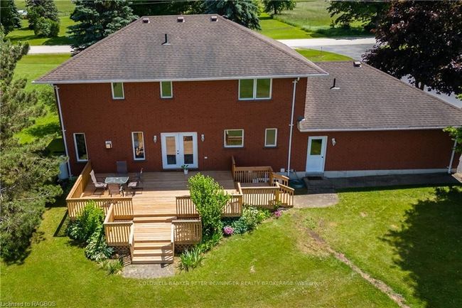 rear of home | Image 6