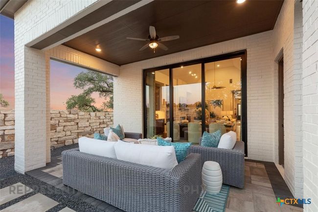404 Jackson River Loop, House other with 4 bedrooms, 5 bathrooms and null parking in Kyle TX | Image 32
