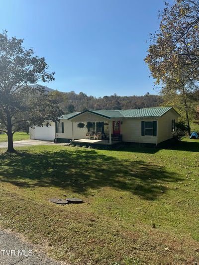 3311 Rebecca Road Road, House other with 3 bedrooms, 2 bathrooms and null parking in Big Stone Gap VA | Image 1