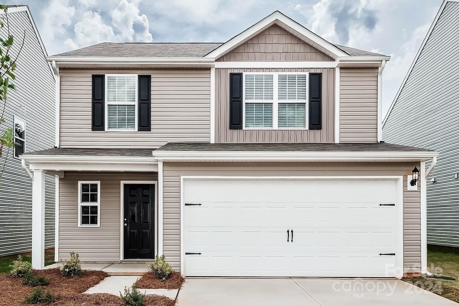 Transatlantic Ave, Charlotte, NC 28215