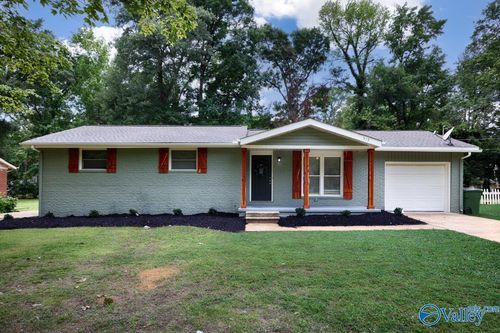513 Jeffery Dr Nw, Huntsville, AL, 35806-1820 | Card Image