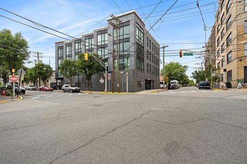 203-1601 Manhattan Ave, Union City, NJ, 07087-5417 | Card Image