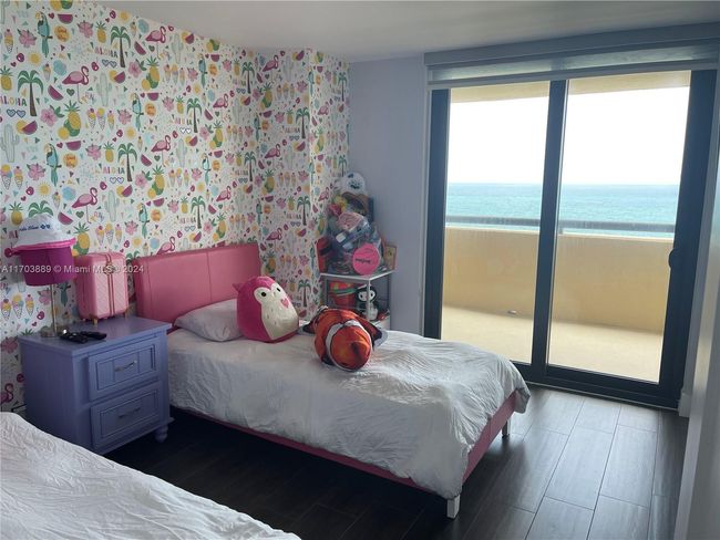 APT-1409 - 2555 Collins Ave, Condo with 2 bedrooms, 2 bathrooms and null parking in Miami Beach FL | Image 19