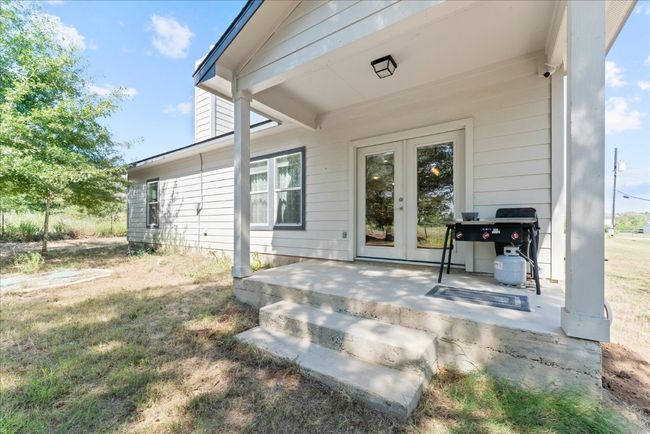 113 Tonkawa Dr, House other with 3 bedrooms, 2 bathrooms and 2 parking in Paige TX | Image 34