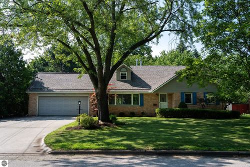 1320 E Chippewa St, Mt. Pleasant, MI, 48858-1936 | Card Image