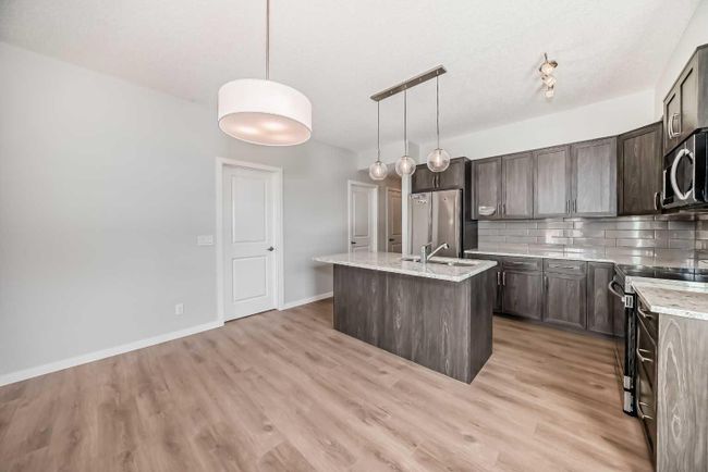 401 - 250 Fireside View, Home with 3 bedrooms, 2 bathrooms and 2 parking in Cochrane AB | Image 11