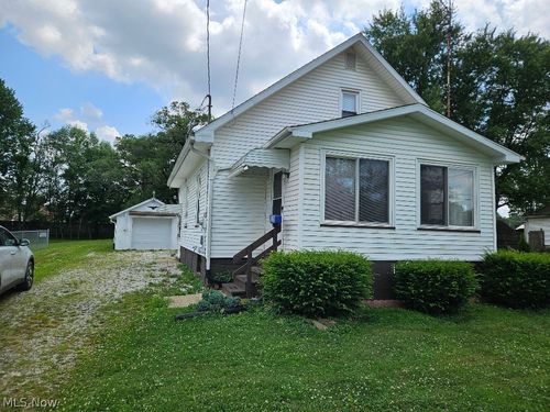 14960 Elmside Street Ne, Alliance, OH, 44601 | Card Image
