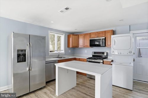 5415 8th St S, ARLINGTON, VA, 22204-2647 | Card Image