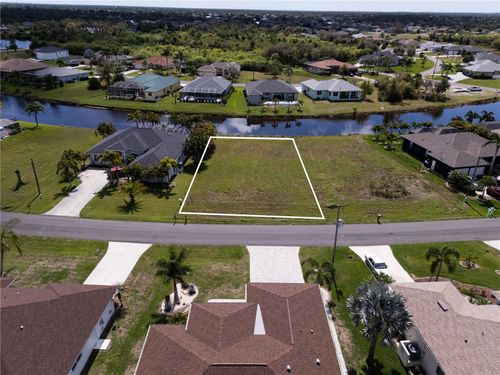 132 White Marsh Ln, Rotonda West, FL, 33947-3109 | Card Image