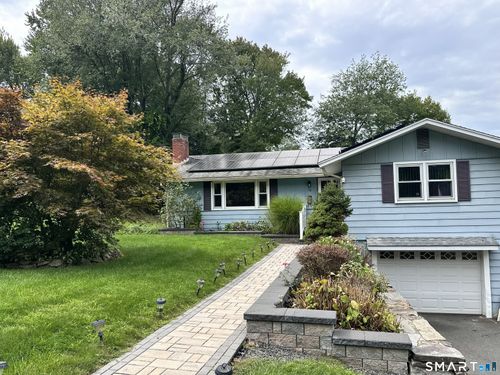 48 Ferguson Rd, Manchester, CT, 06040-4533 | Card Image
