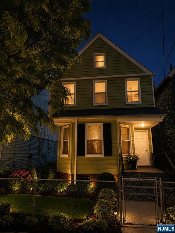 Residential in Orange 3