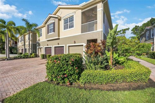 13-203-7927 Limestone Ln, SARASOTA, FL, 34233-3250 | Card Image