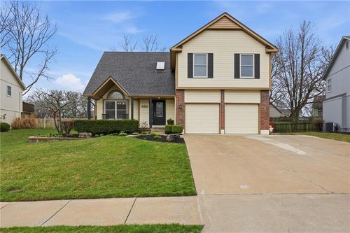6228 W 156th St, Overland Park, KS, 66223-3621 | Card Image