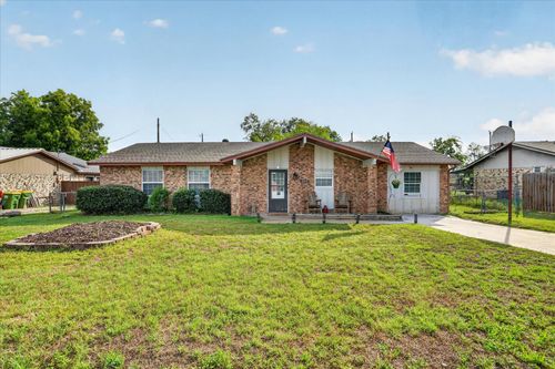 408 Grandview Dr, Granbury, TX, 76049-5703 | Card Image