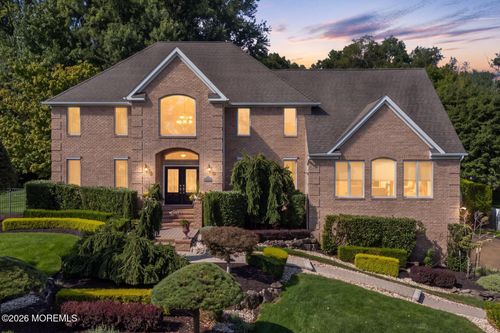 3 Landmark Ln, Marlboro, NJ, 07746-2440 | Card Image